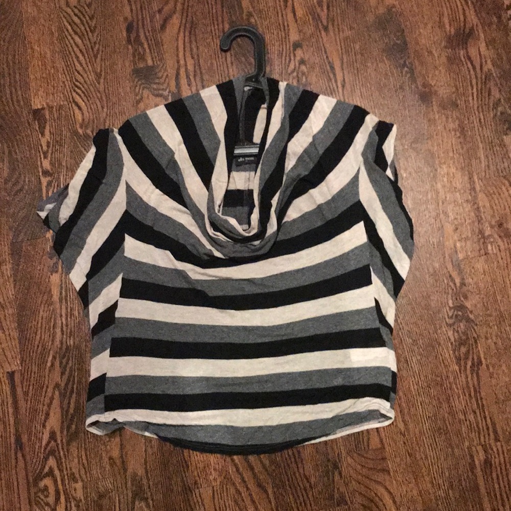 Cowl neck striped shirt